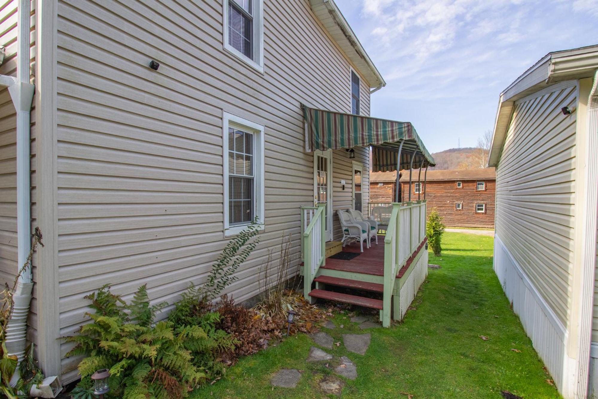Stay In Ohiopyle In The Middle Of Town By The Gap Trail Kültér fotó
